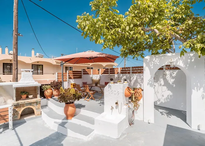 Mannas House 2 منزل ريفي